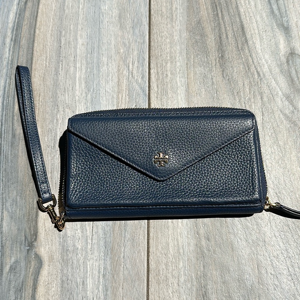 Tory Burch Carter Smartphone Wallet Blue